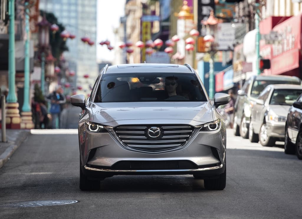 Para el rediseño de la utilitaria mediana Mazda CX-9 2016 ha sido fundamental el gusto del consumidor estadounidense. El equipo norteamericano lideró el desarrollo, acompañado por el staff de Japón.