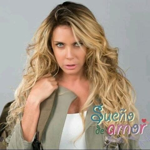 Sabine interpreta a “Tracy” una mujer caprichosa, impaciente y egoísta.