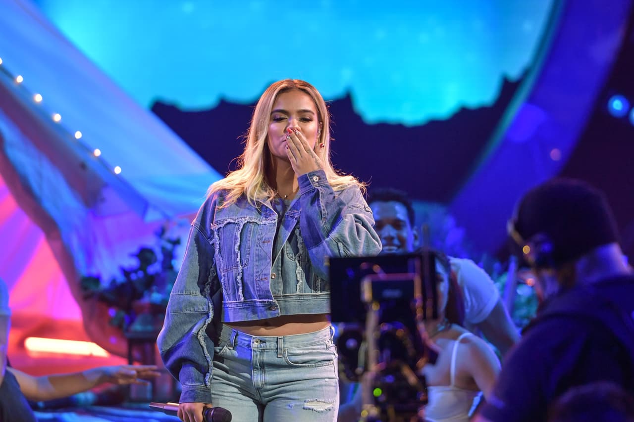 Y aprovechó la oportunidad para enviar un besito al público.