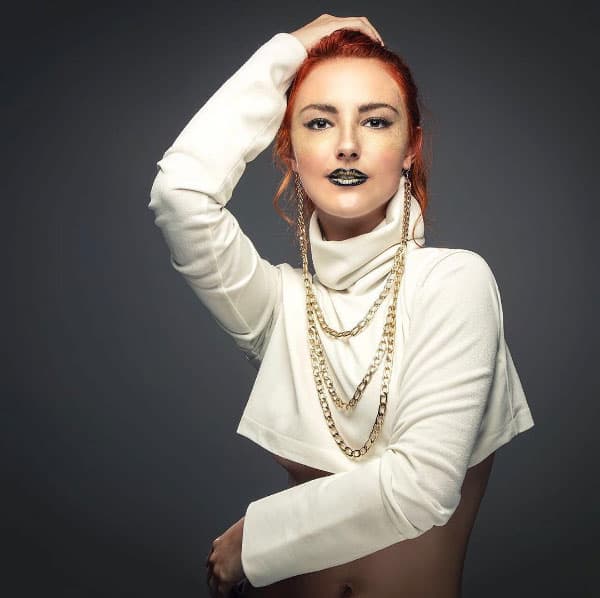 Con este nuevo look, no cabe duda que Jade Fraser dejó a un lado a la niña para convertirse en una muchacha muy sensual.