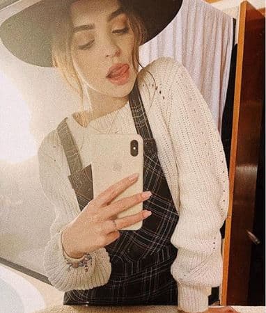 "Tenemos proyectos en cine, televisión y el primer proyecto fuera de México, nos vamos a Estados Unidos, es algo increíble, va a sorprender mucho. Vienen personajes que me sacan de la zona en la que estaba y que superan mis límites", indicó.