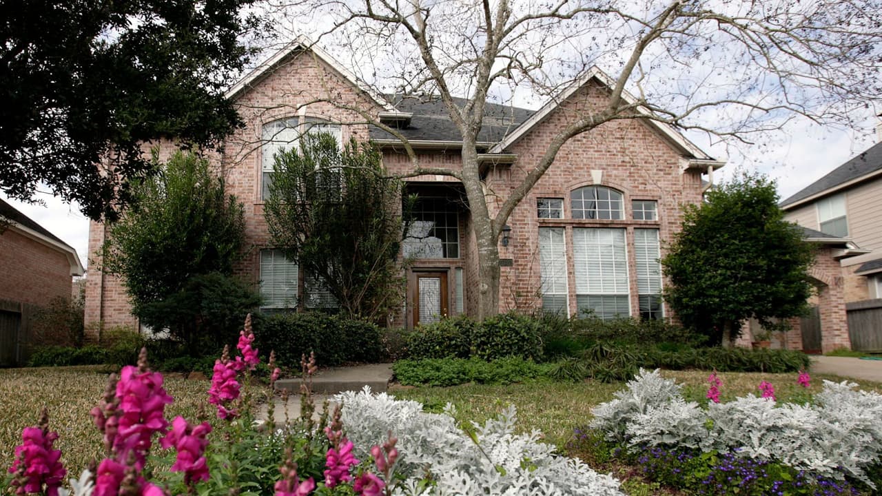 Si en el 2023 planeas iniciar la compra de una casa en Houston, de seguro esperas que la propiedad se encuentre en un vecindario seguro, con buenas escuelas para tus hijos y que tengan buenas vías para movilizarte.