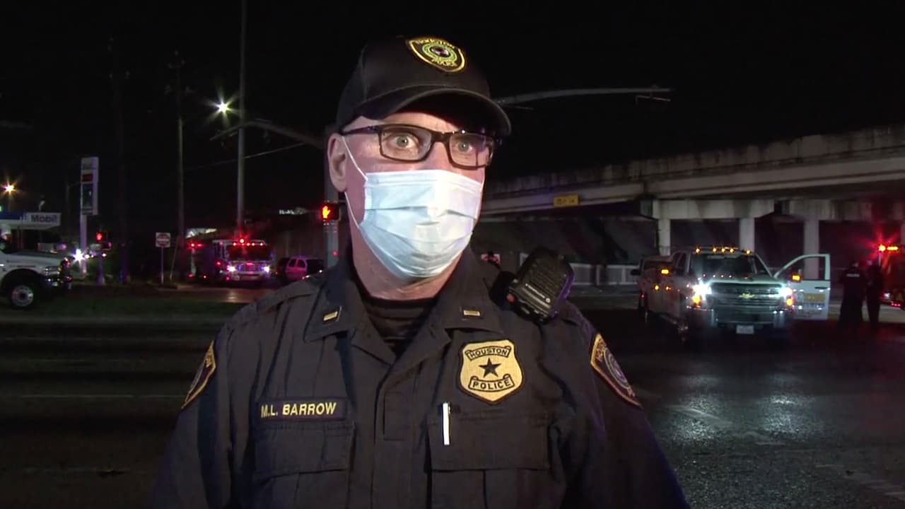“Pudieron matar a estas personas. Quien quiera que sean los responsables de esto, no tienen idea de lo que hicieron, es una escena horrible”, dijo Michael Barrow, teniente de la policía de Houston.