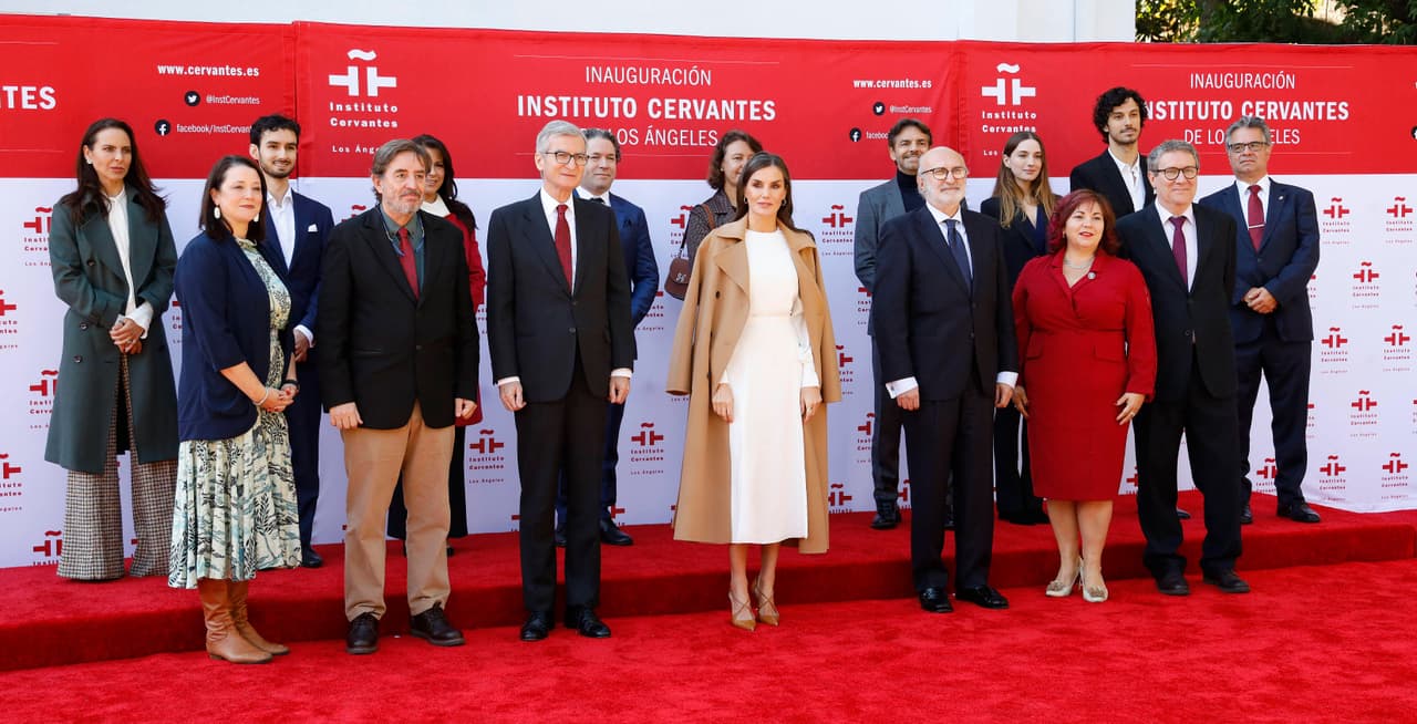 Pero no solo asistió al estreno de 'Avatar'. El comediante también tuvo un especial encuentro con 
<b>la reina Letizia de España</b>, a quien saludó por primera ocasión. 
<br>