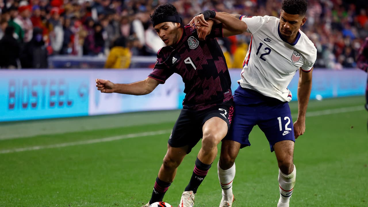 México baja 5 puestos en ranking FIFA, deja Top 10