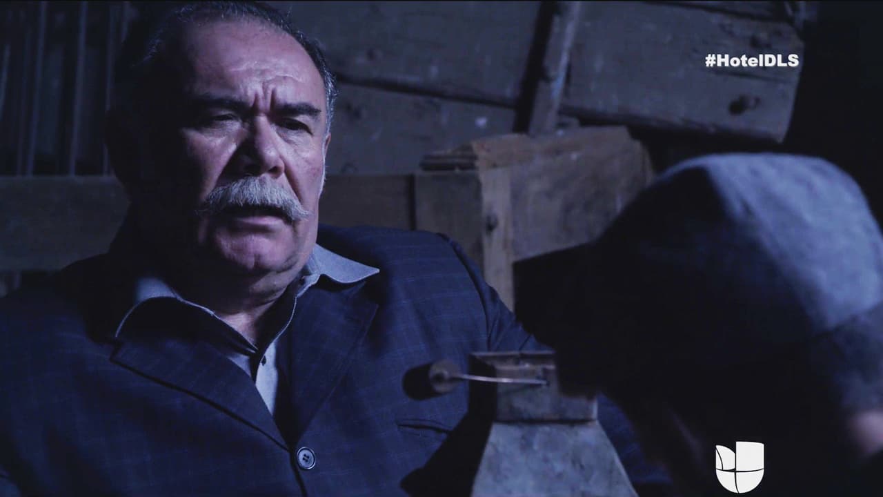 Y ahí no terminan los problemas, el detective Serapio ya descubrió que Cristina está viva.