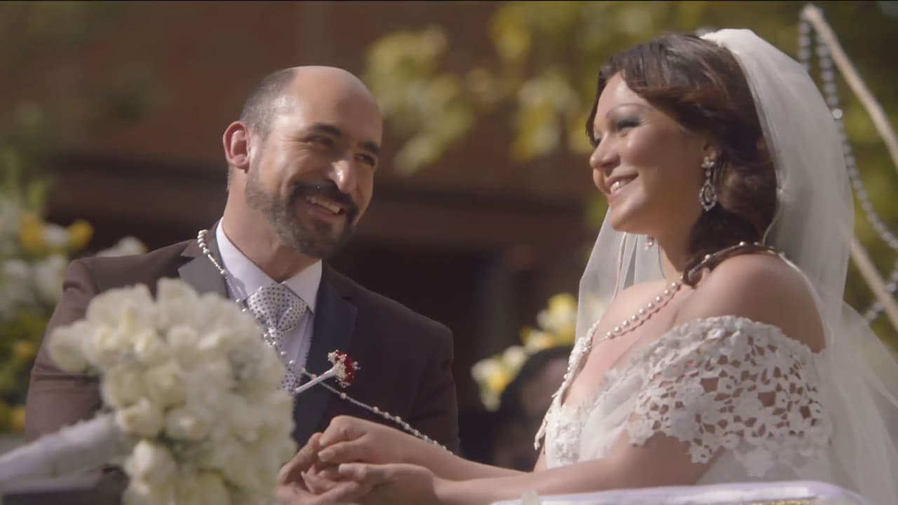 A pesar de todos los problemas y la indecisión de la
<b><a href="http://www.univision.com/temas/jenni-rivera" target="_blank">diva de la banda</a></b>, finalmente llegaron al altar en un hermoso rancho de California.