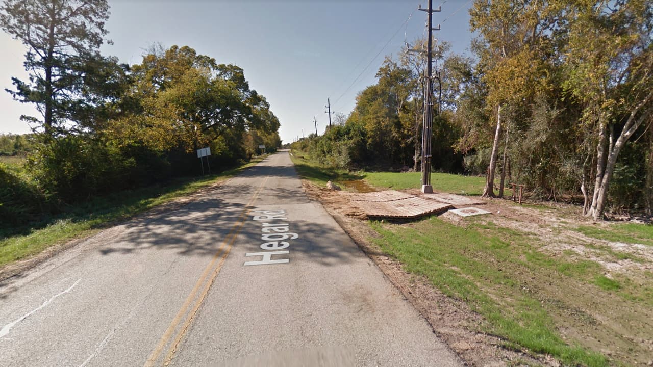 Descubren posibles restos humanos en una casa abandonada del noroeste de Houston