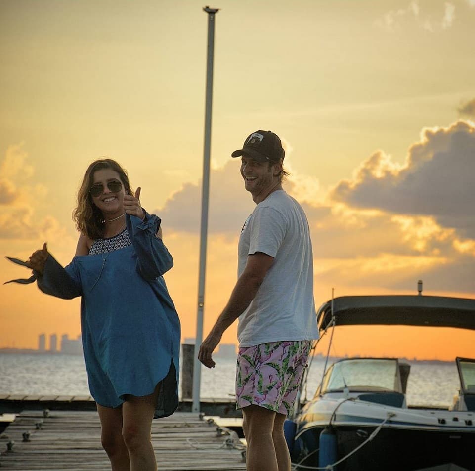 A pesar de que habían prometido no volver a publicar fotos de su relación para mantenerla en privado y así evitar las críticas, finalmente decidieron seguir compartiendo su felicidad en las redes sociales.