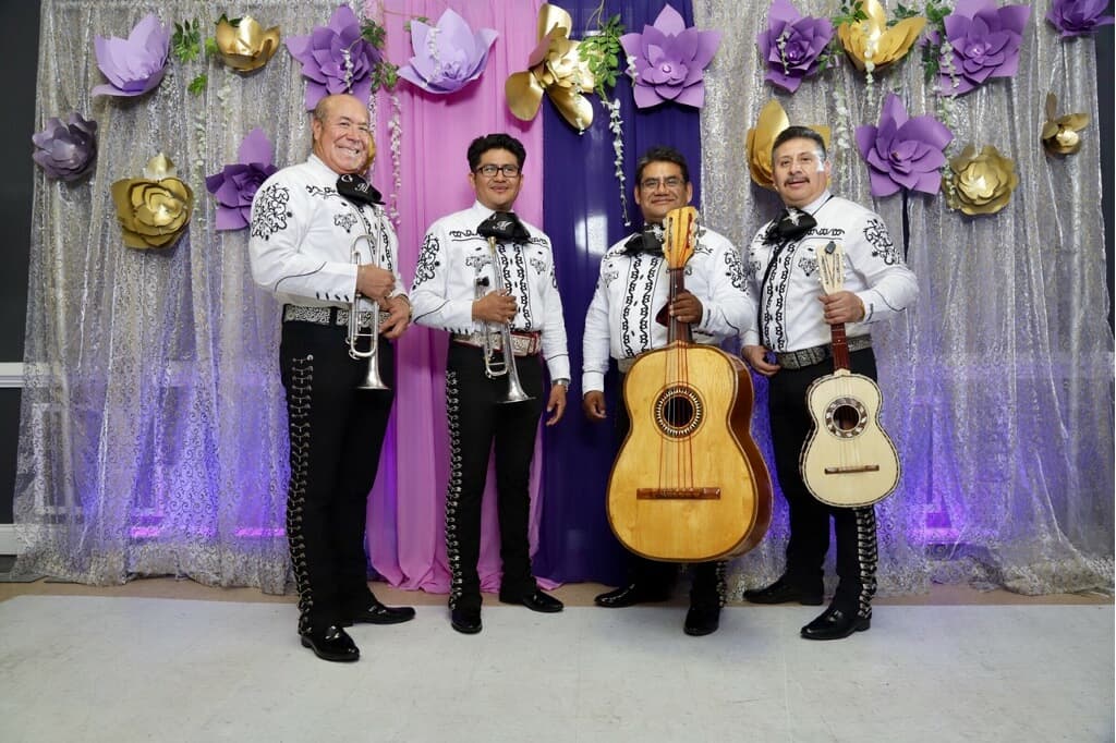 Mariachi Viva México