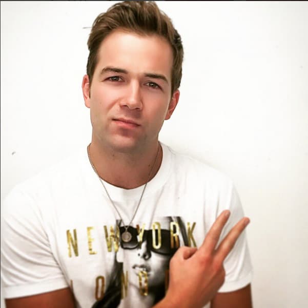 Él es Boris Duflos.