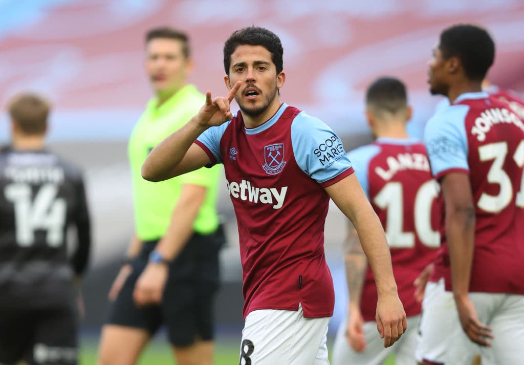 West Ham apaleó 4-0 Doncaster Rovers y avanza a la siguiente ronda.