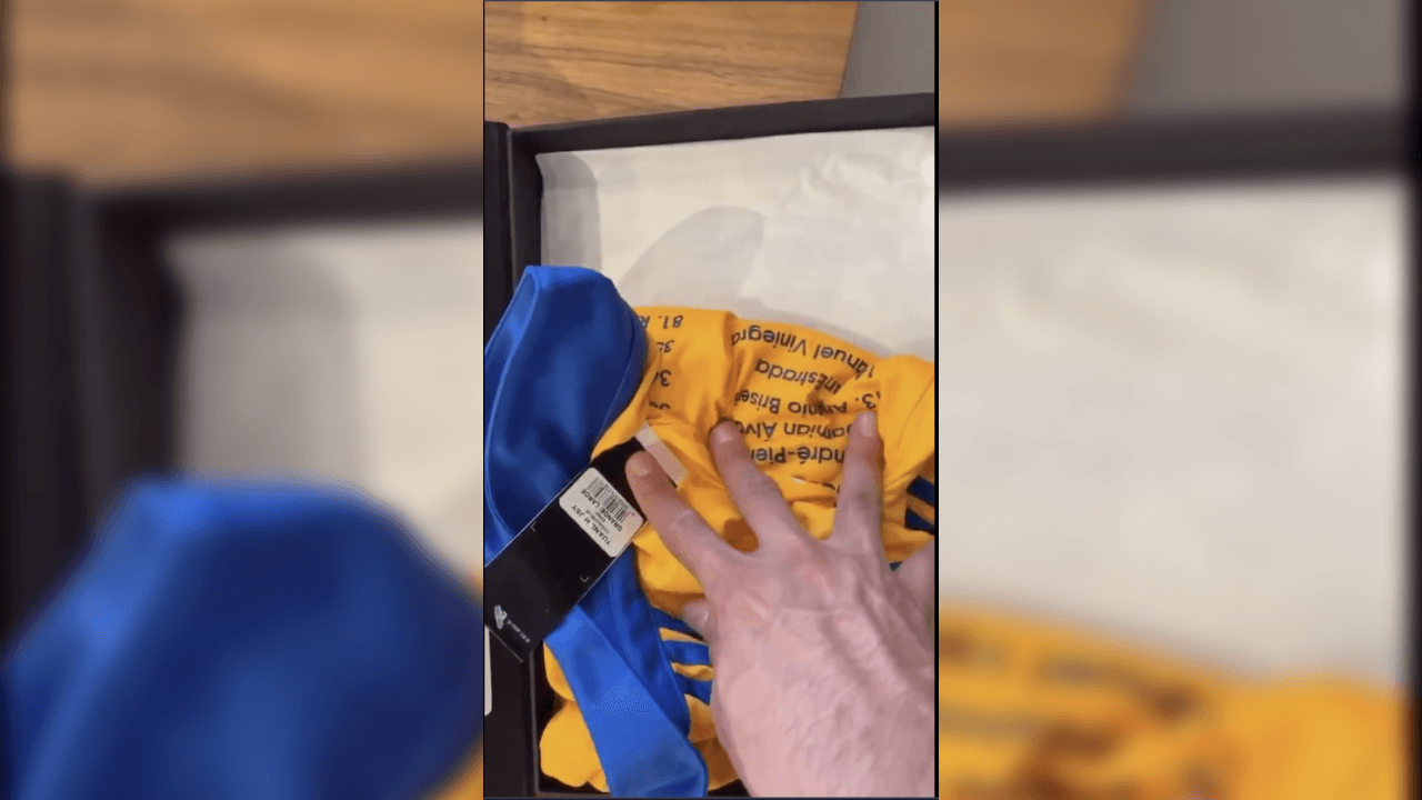 ¡Impresionante! Así se destaca la imponente colección del defensor mexicano.