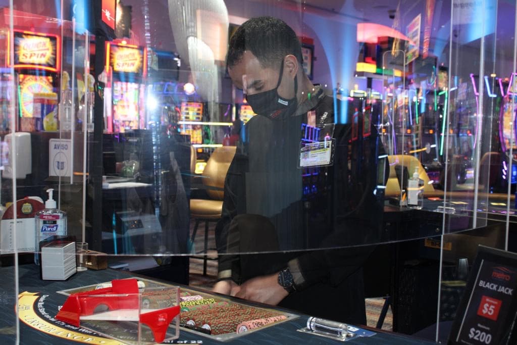 El casino Metro reactivó a 170 empleados, lo que representa el 90% de su plantilla.