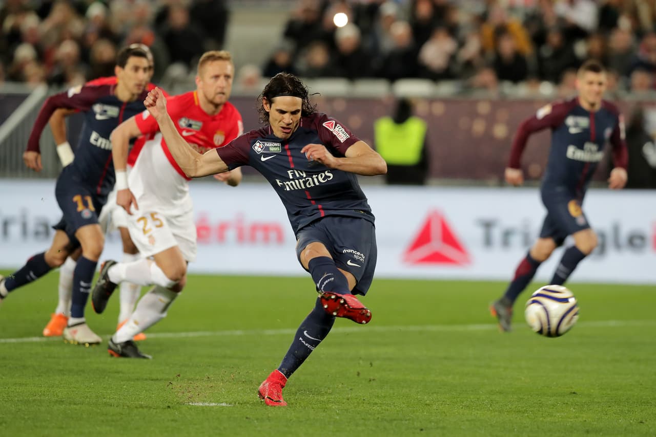 En Francia lo que parece claro es la salida de Edinson Cavani del PSG. Así mismo, el uruguayo ya indicó que su próximo paso no será por Inglaterra.