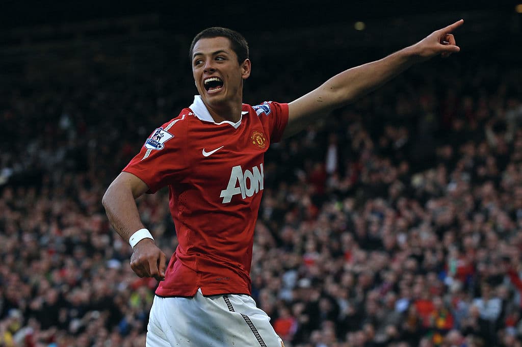 El 16 de octubre de 2010, Javier 'Chicharito' Hernández marcó el primero de los 59 goles que marcó con el Manchester United, donde jugó 157 partidos en cuatro temporadas.