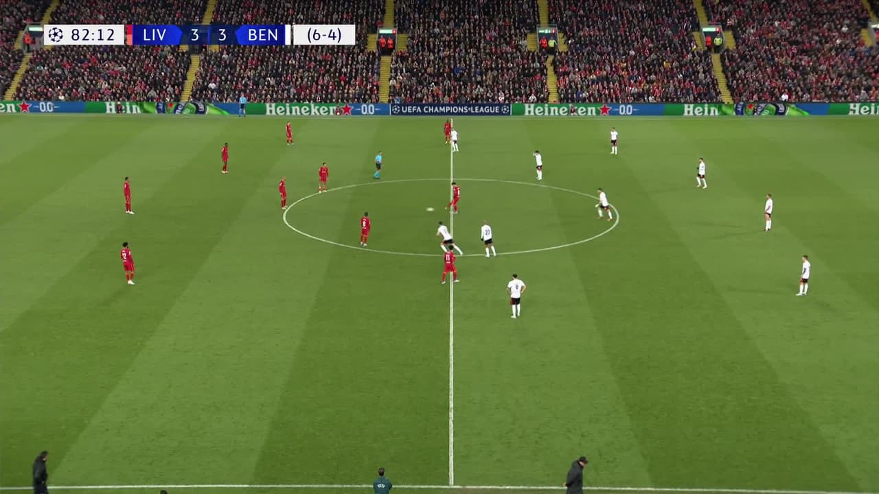 ¡TIRO ATAJADO! disparo por Darwin Núñez.