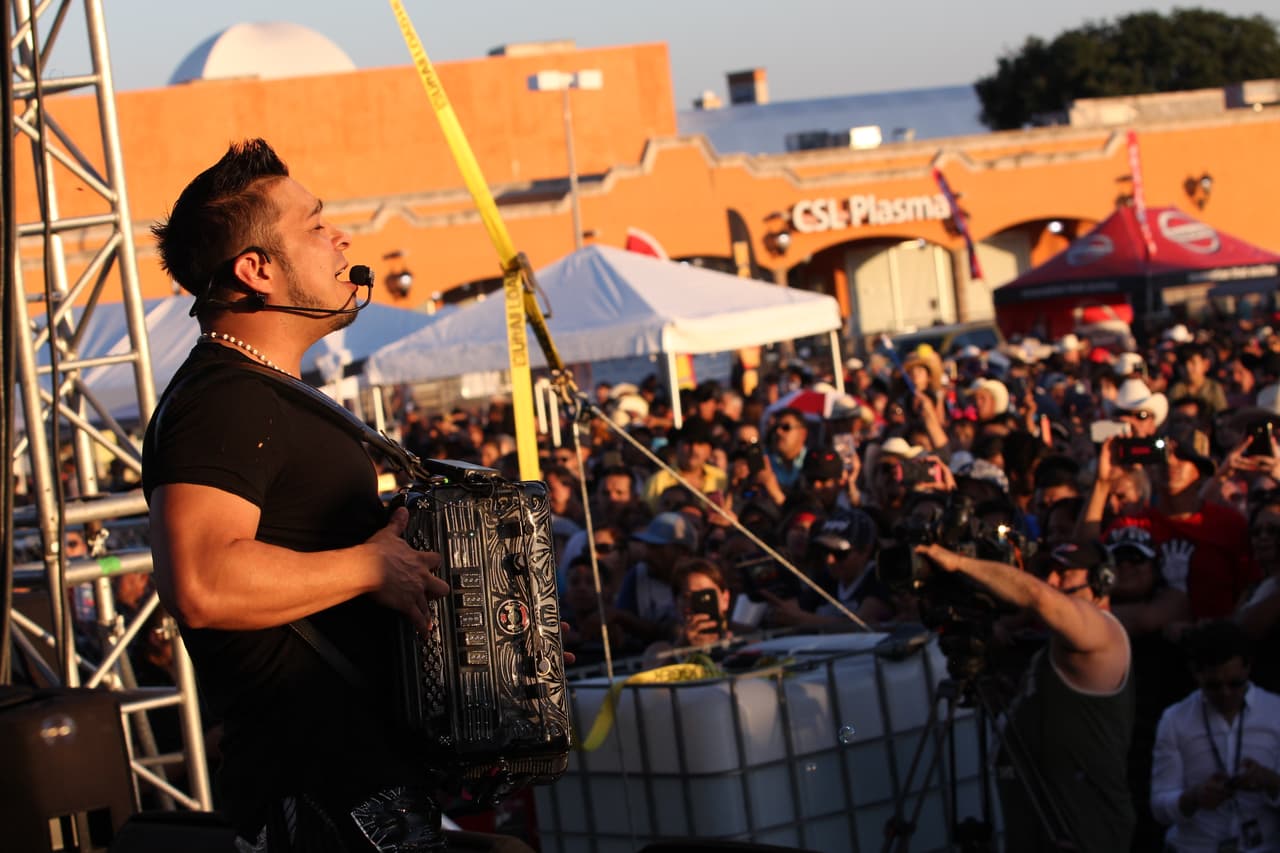 Uforia Dallas celebró en grande en La Gran Plaza