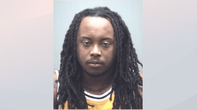 SE BUSCA
<br>Rashaun Obrien Conner
<br>20512 US Hwy 17, Hamstead NC
<br>Tráfico de Cocaína, conspiración de tráfico de cocaína
<br>