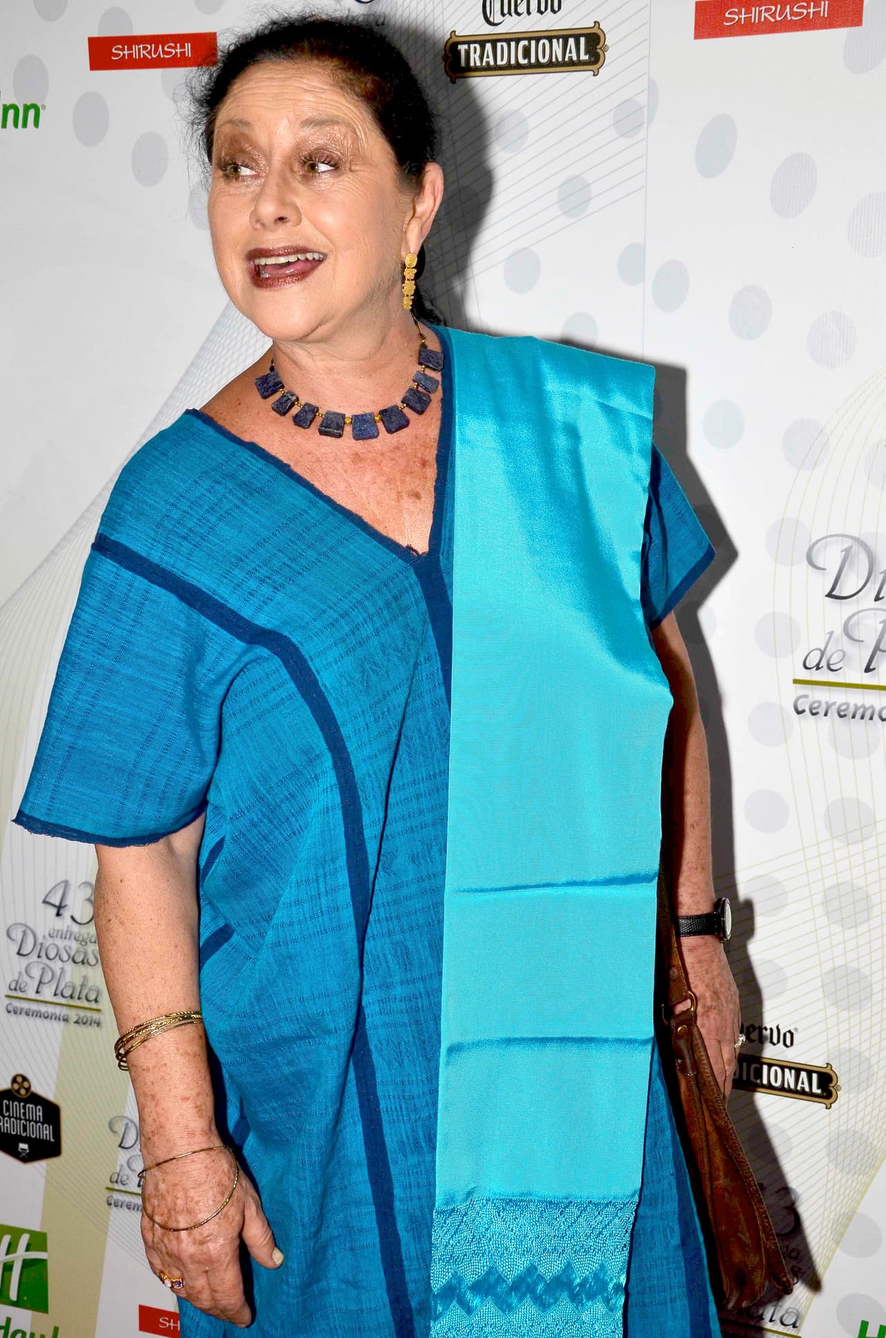 “Trabajo todo el tiempo dedicada a mi actividad artística teatral”, agregó Aragón.