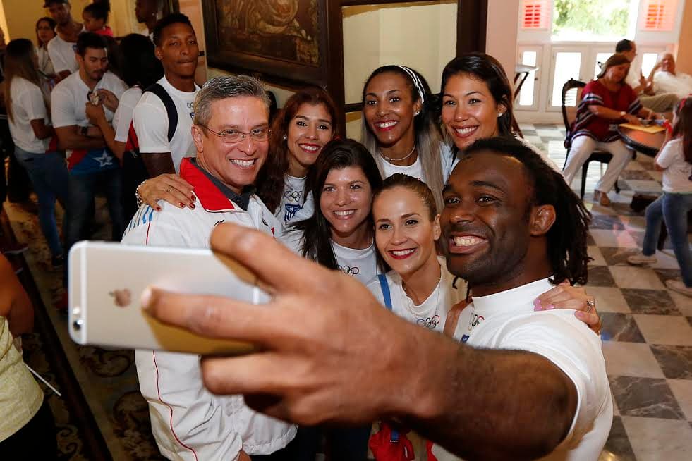 “Qué rico es ser puertorriqueño”, dijo el mandatario en un mensaje en el que apeló a la representación deportiva como símbolo de la identidad puertorriqueña”. En el evento se reconoció a todos los atletas boricuas que representaron la isla en Río 2016 entre y se le entregó una medalla simbólica a Javier Culson y Franklin Gómez.