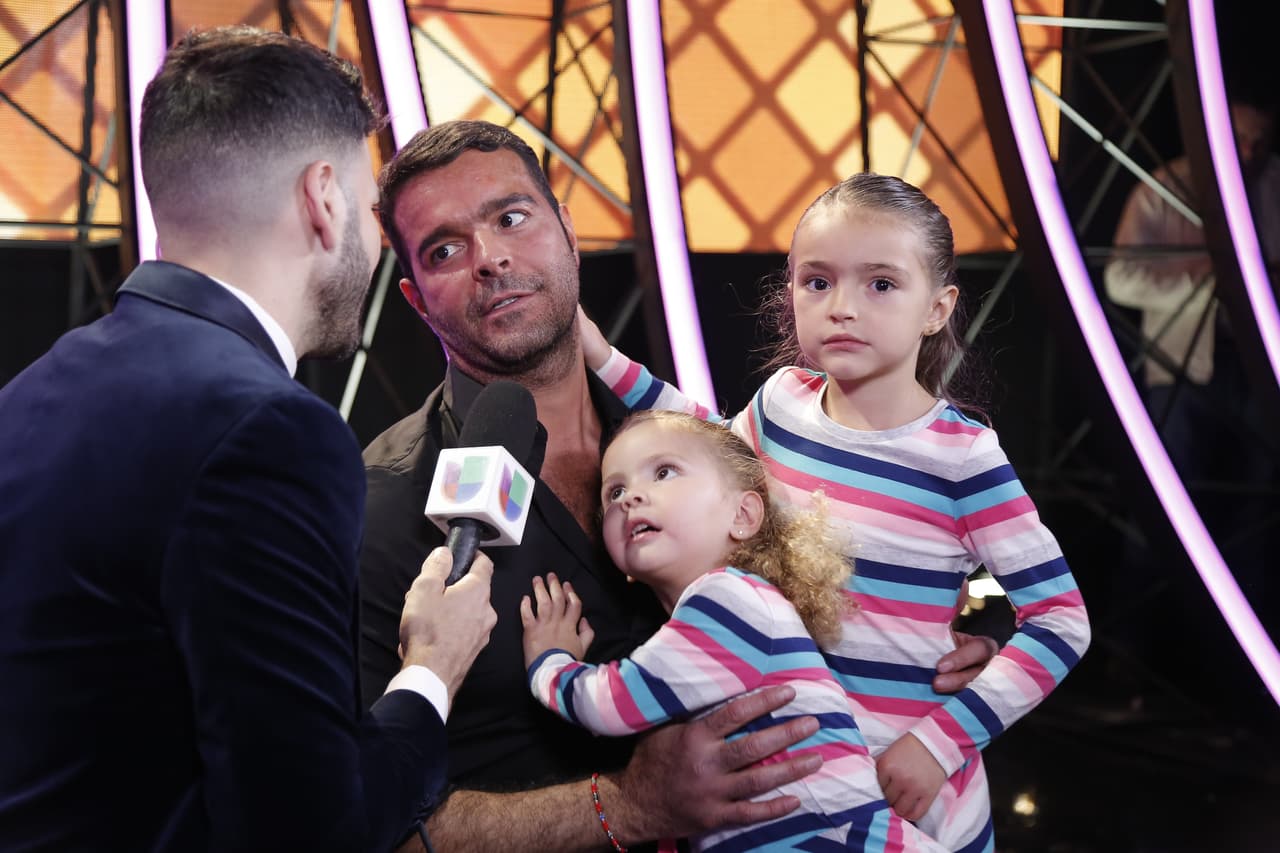 Pablo Montero debutó en la pista de baile con una bachata.