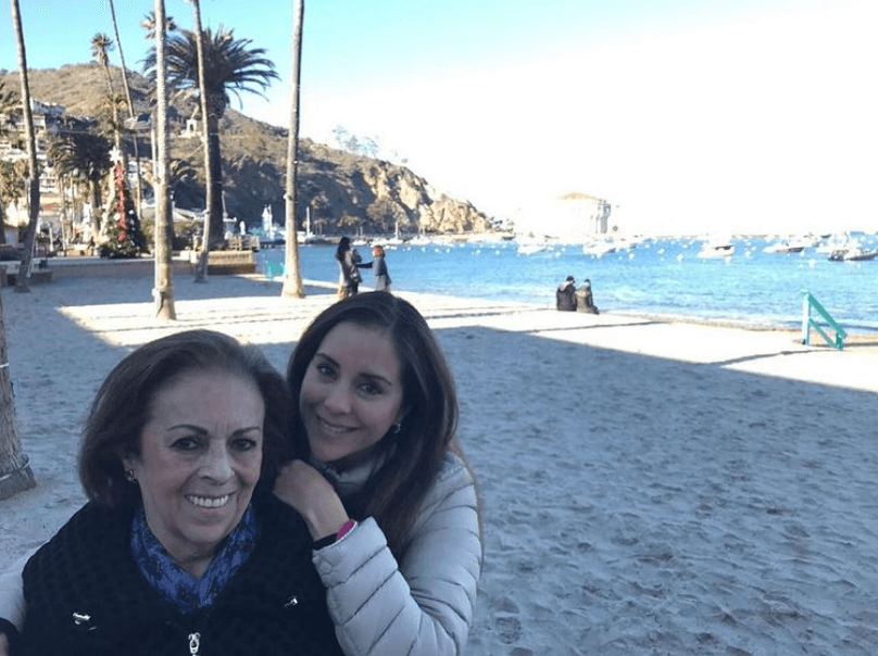 "Mamá, ¿qué le dijiste a mi padre?", le preguntó la actriz, pues su progenitor no moría a pesar de su crítico estado de salud.
<br>