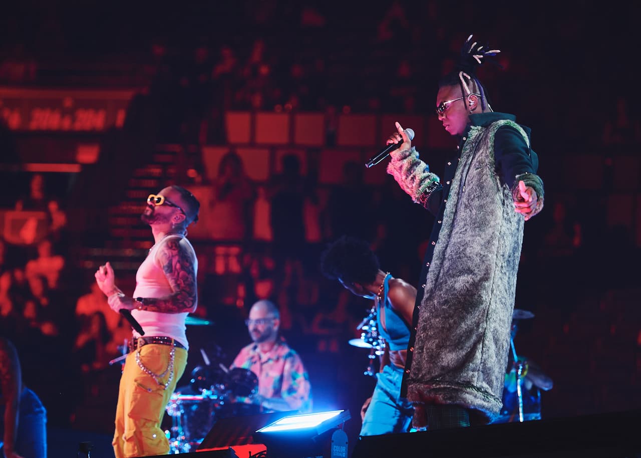 Venesti y Nacho fueron los encargados de cerrar la gran noche y pusieron a todos a bailar.