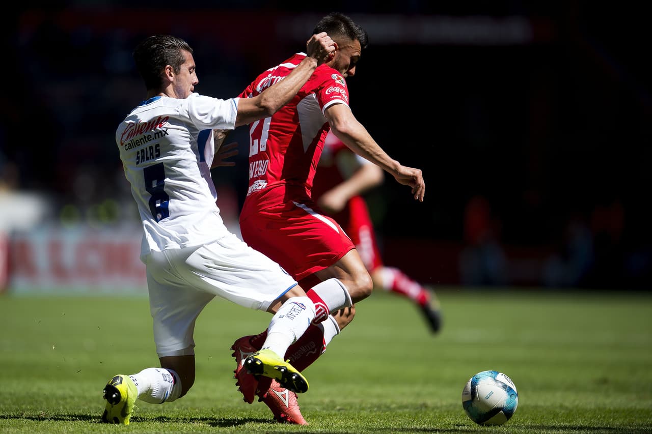 Toluca vive un presente lejos de sus expectativas, pero comenzó con la iniciativa para irse arriba en el resultado en casa.