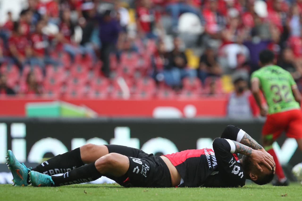 Los Bravos de Hernán Cristante se metieron en el Estadio Jalisco para sacar un gran resultado al vencer al Bicampeón Atlas con buen gol de Jesús Dueñas en el segundo tiempo.