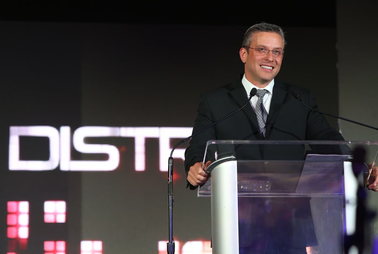 García Padilla da detalles de la construcción del District Live 