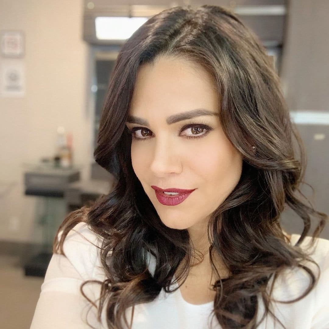 Luz Elena González aclaró por qué escribió ese comentario cuestionando lo dicho por Yanet.