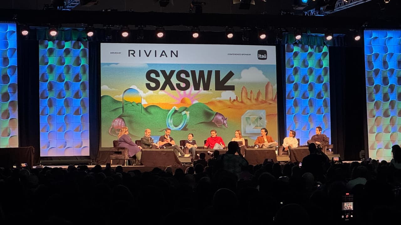 <b>La historia de Pedro Pascal es un reflejo de la experiencia de muchos latinos.</b> Al llegar a Estados Unidos,
<b> siendo joven, enfrentó obstáculos, pero nunca dejó de luchar por sus sueños.</b> Hoy, es un referente para los jóvenes latinos que también sueñan con hacer una carrera en la industria del cine. La visita de Pedro Pascal a Austin no solo fue un gran momento para el festival, sino también 
<b>un recordatorio de que los sueños, cuando se persiguen con esfuerzo y pasión, sí se hacen realidad.</b>