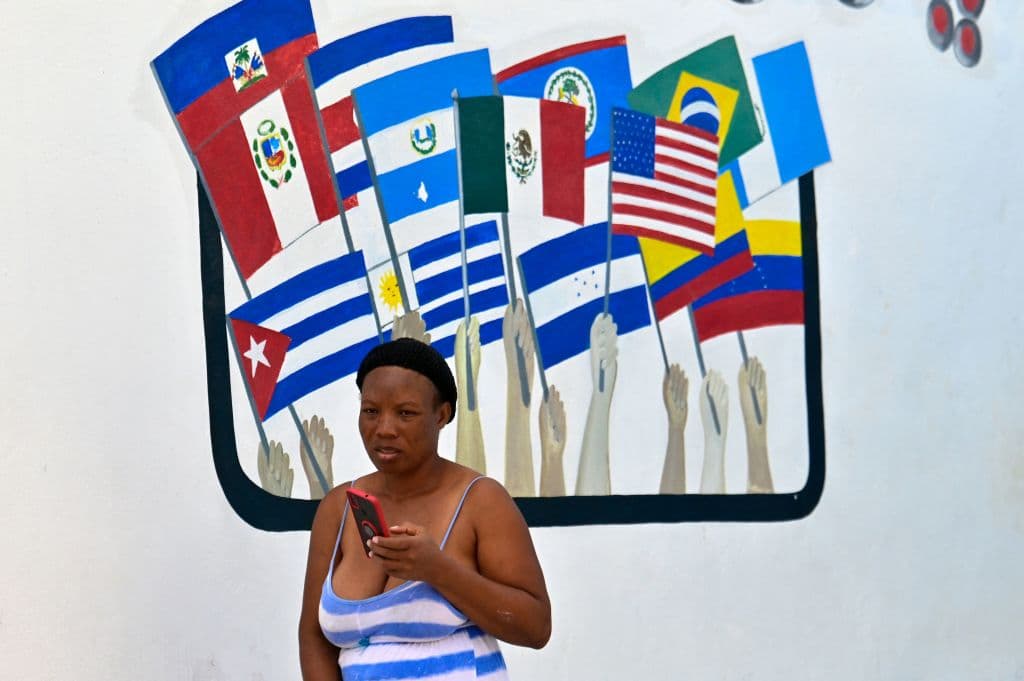 Biden reanuda los programas de reunificación familiar para Cuba y Haití que suspendió Trump