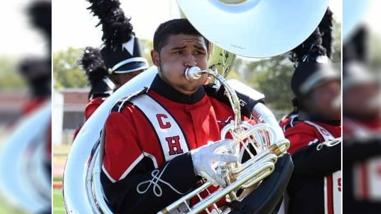 Camión de 18 ruedas golpea y mata a tres estudiantes universitarios del norte de Texas