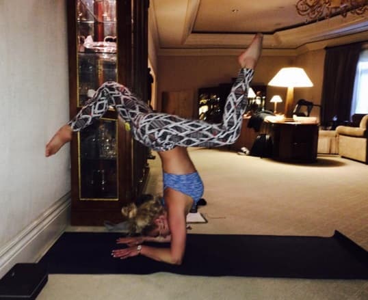 Pero la 'Princesa del Pop' ha presumido sus habilidades en el yoga. Lo cierto es que tener ese cuerpazo no es fácil.