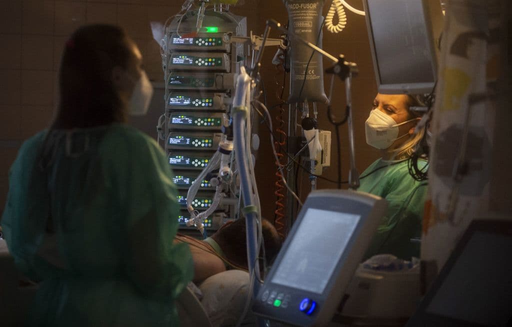 Los hospitales niegan trasplantes por muchas razones. No estar vacunado contra el covid-19 es apenas una