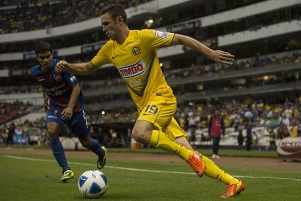 7.- VOTO DE CONFIANZA EN EL AMÉRICA.