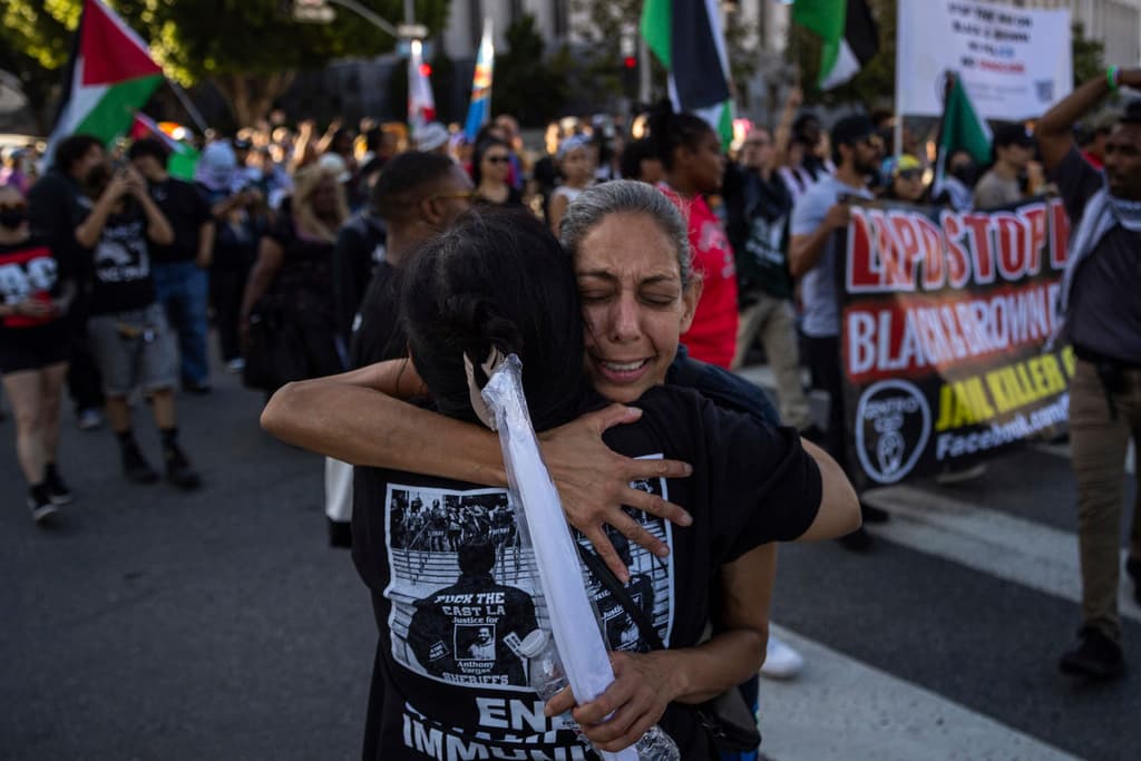 Un fallo del anterior gobierno del presidente Joe Biden había determinado que dichos departamentos de policía violaban sistemáticamente los derechos civiles de las personas afrodescendientes.
