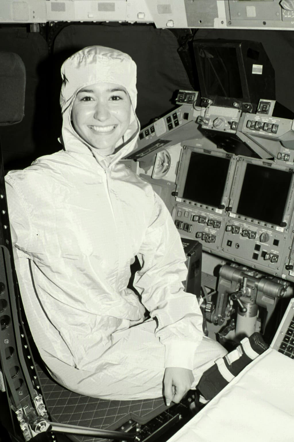 "Gracias a que nos criamos en una familia latina aprendí que si uno pone empeño y trabaja y trabaja, consigue lo que quiere. Vi como mis padres no se rindieron. Para mí sería un desperdicio darme por vencida", comentó Alma Stephanie Tapia.
<br>