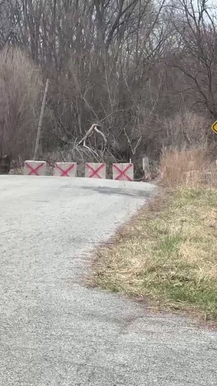 Las autoridades han solicitado el apoyo de la comunidad e hicieron un llamado a cualquier persona que tenga información sobre el caso para que se comunique con el Departamento de Policía de Lake Station.
<br>
<br>
<i>La investigación permanece en curso.</i>