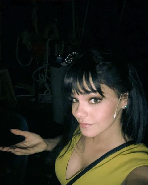 Y Livia Brito fue caracterizada para parecerse a la escultural Maribel Guardia para la misma serie.