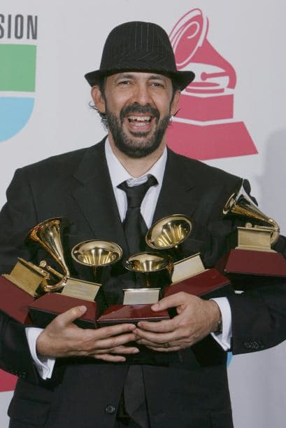 Y 2007 no fue la excepción pues este gran artista también ganó cinco Latin GRAMMY más el reconocimiento a Persona del Año.