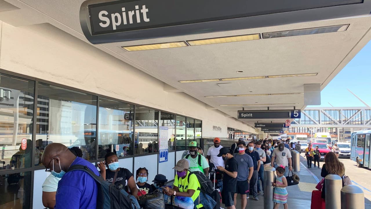 Cierre de Spirit Airlines: Cómo obtener reembolsos y reprogramar vuelos en California
