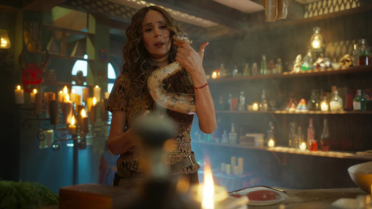 Catherine Siachoque interpreta a Amapola en Amanecer.