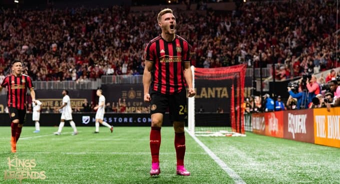 Atlanta United 2-0 Philadelphia Union. Con goles de Julian Gressel y Josef Martínez. Marco Fabián jugó 24 minutos.