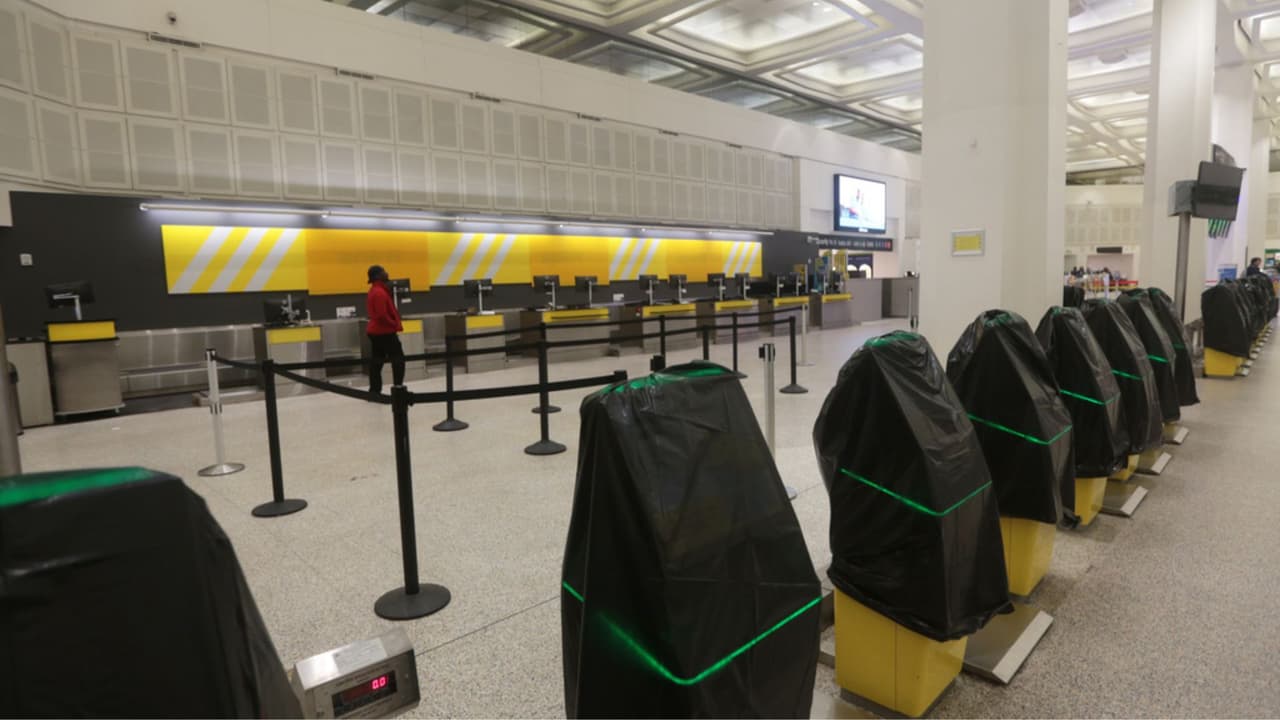 Florida pierde cerca de 5,000 empleos tras cierre repentino de Spirit Airlines