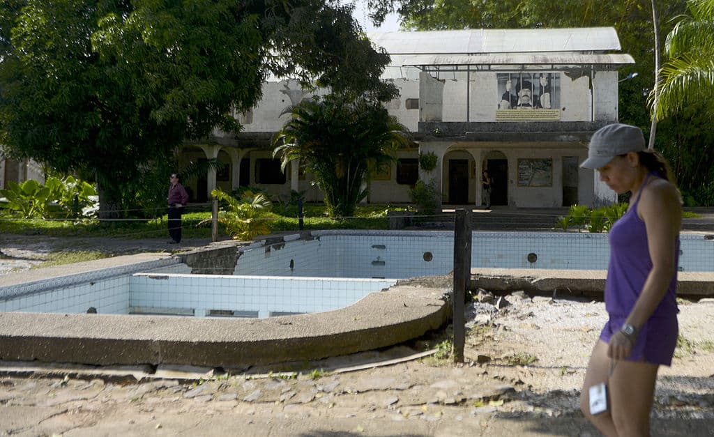 Hay recorridos que muestran parte de la casa del narcotraficante.