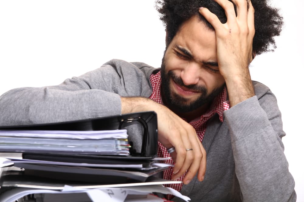 Hay personas que reaccionan mejor o peor ante una situación complicada. Hay quienes no soportan un nivel mínimo de angustia y problemas, y hay otros que tienen alto nivel de tolerancia. Eso puede pasar independientemente de su signo y personalidad.