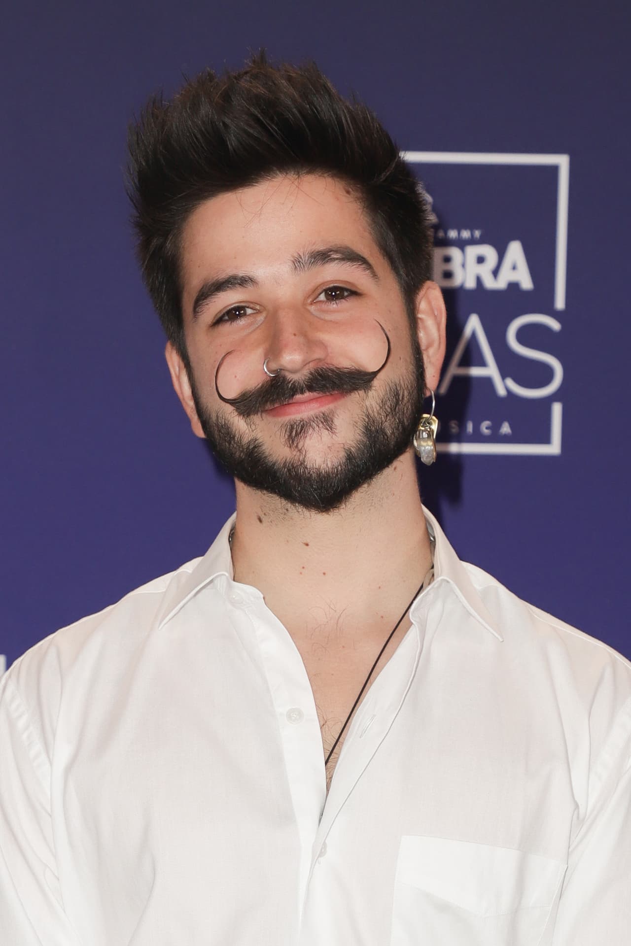 Camilo en Latin GRAMMY Celebra Ellas y su Música.